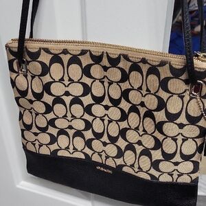Coach Signature Black and Tan Shoulder Bag. Or Best Offer